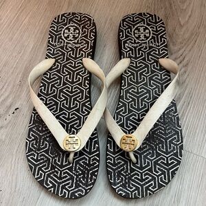Tory Burch Black and Cream Patterned Sandals